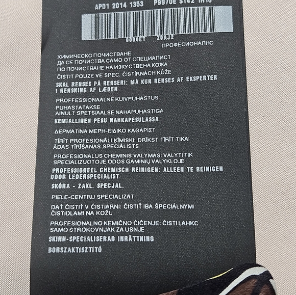 Prada clasic blouse - Picture 11 of 11